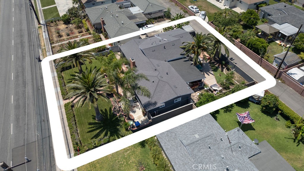 2631 W Cerritos