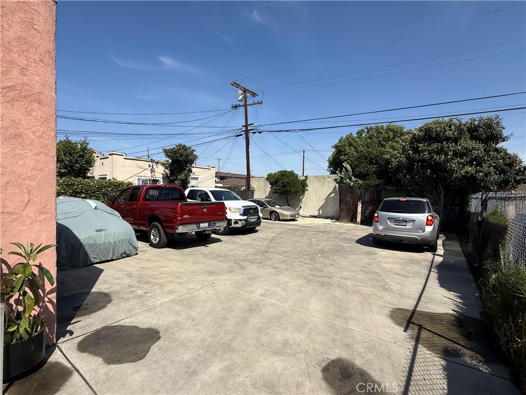 1171 W 38th Street