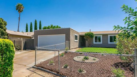 5116 Leon Street Oceanside CA 92057