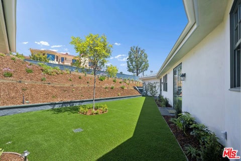 Tiny photo for 15201 Mc Kendree Avenue, Pacific Palisades, CA 90272 (MLS # 26997107)