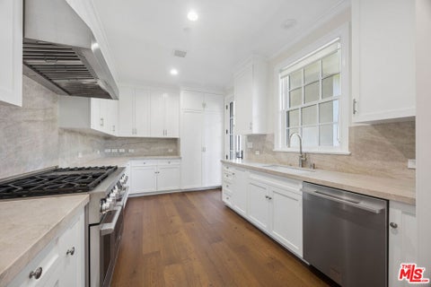 Tiny photo for 15201 Mc Kendree Avenue, Pacific Palisades, CA 90272 (MLS # 26997107)