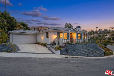 Tiny photo for 15201 Mc Kendree Avenue, Pacific Palisades, CA 90272 (MLS # 26997107)