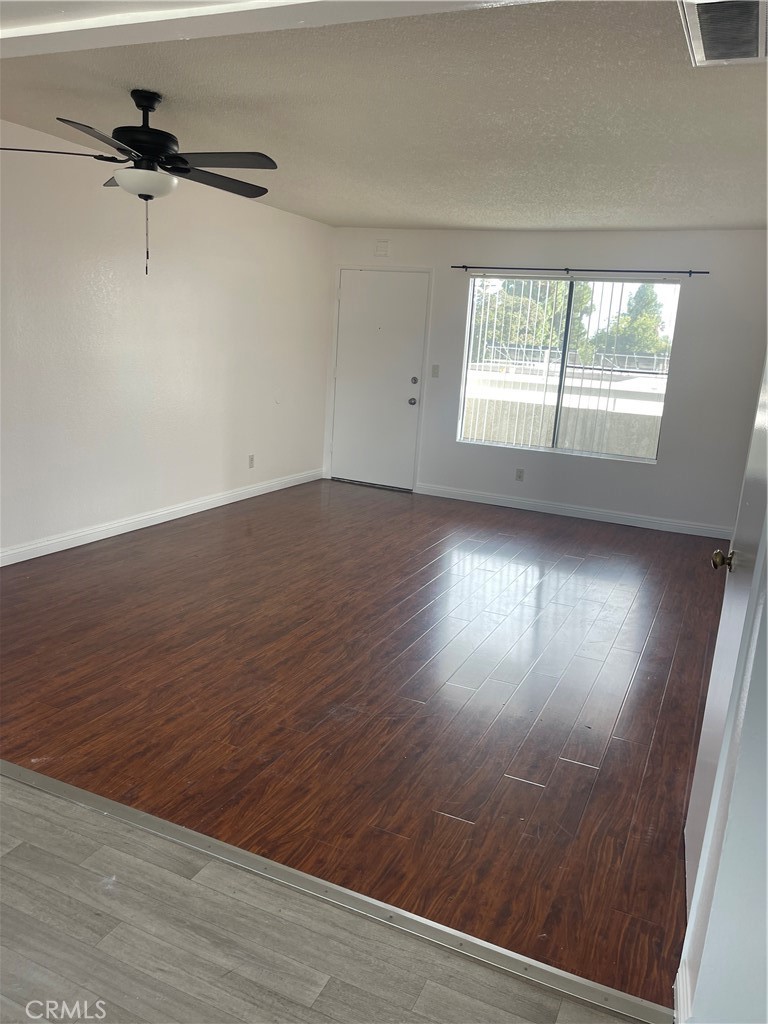 Welcome to very large 1 bedroom + 1 bathroom + 1 parking apartment located in Pasadena, CA. It features HardWood Floors, Central A/C & Heat, Balcony, Closet Space, Vertical Blinds in 10 units apartment building. The fully equipped kitchen includes a Stove, Oven, and Cabinets. Laundry on-site. Very close proximity to Rose Bowl, Pasadena City College, Freeway access. Walking distance to the Chase Bank, CVS, Starbucks and Park.