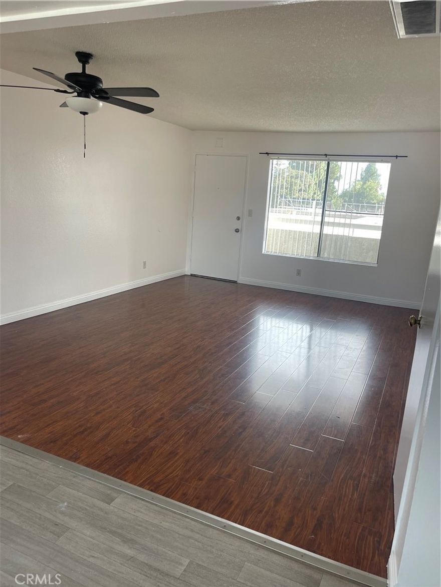 Welcome to very large 1 bedroom + 1 bathroom + 1 parking apartment located in Pasadena, CA. It features HardWood Floors, Central A/C & Heat, Balcony, Closet Space, Vertical Blinds in 10 units apartment building. The fully equipped kitchen includes a Stove, Oven, and Cabinets. Laundry on-site. Very close proximity to Rose Bowl, Pasadena City College, Freeway access. Walking distance to the Chase Bank, CVS, Starbucks and Park.