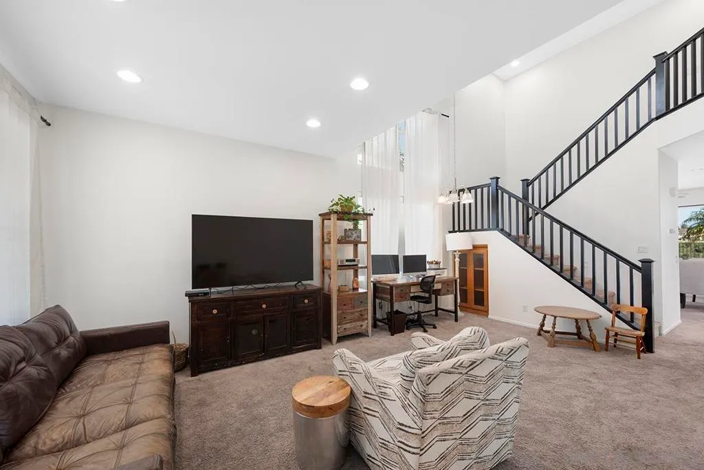 Chula Vista, California 91910, United States, 3 Bedrooms Bedrooms, ,3 BathroomsBathrooms,Residential,Active,173638