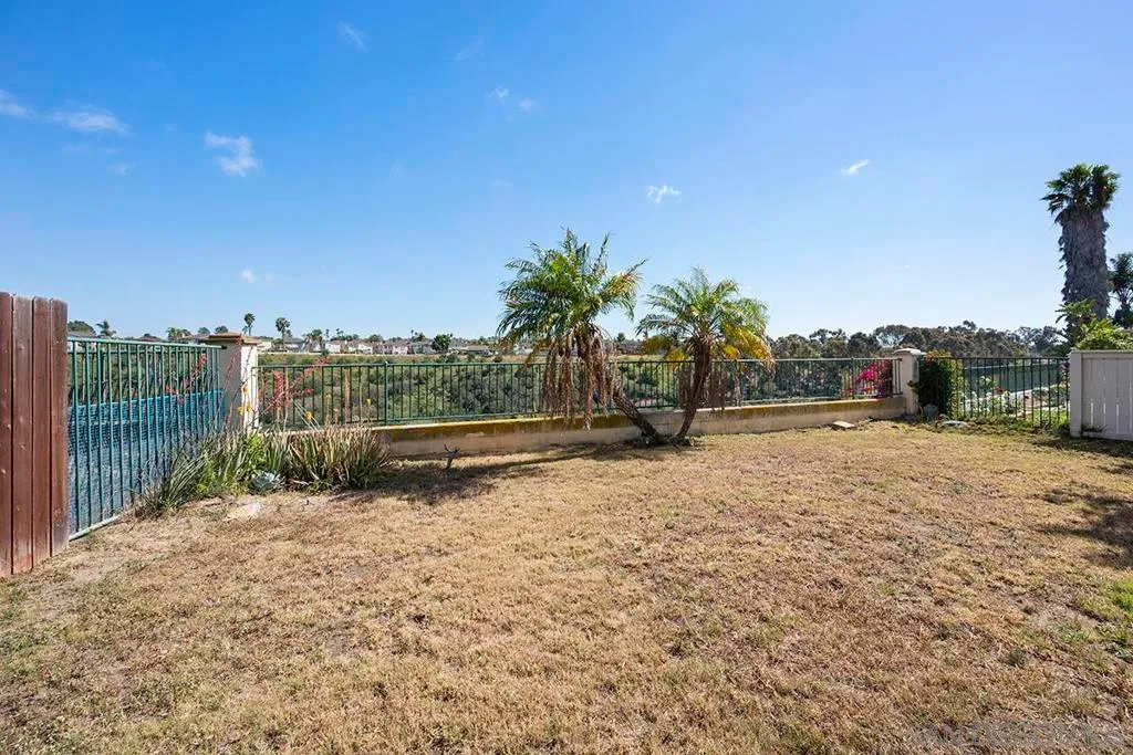 Chula Vista, California 91910, United States, 3 Bedrooms Bedrooms, ,3 BathroomsBathrooms,Residential,Active,173638