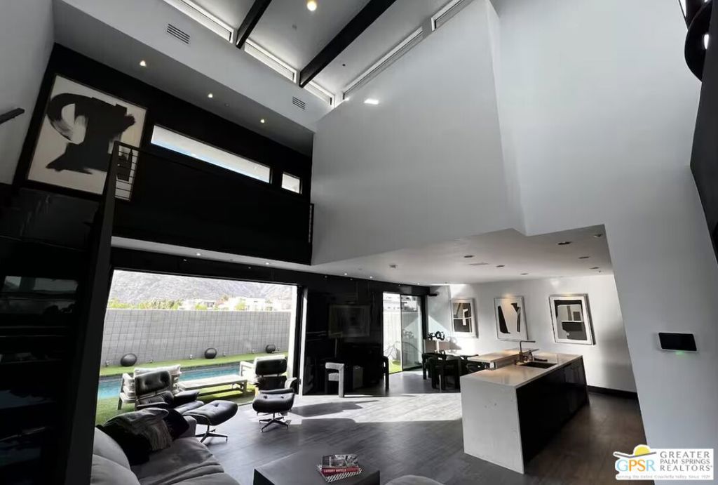 listing image 130729298688330386921