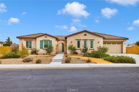 Photo of 12925 Davona Dale Rd, Apple Valley, CA 92308 (MLS # IV26015475)