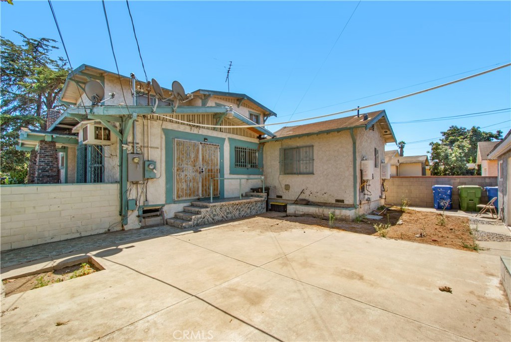4301 Arlington Ave.