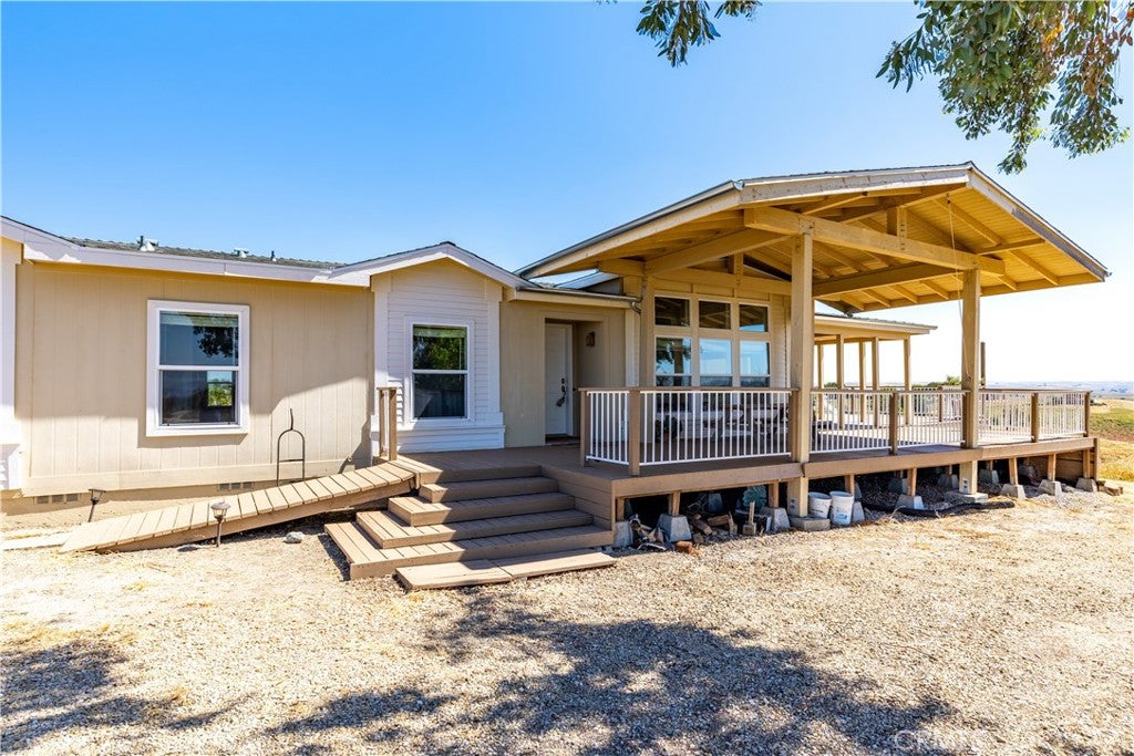 1876 Rancho Lomas Way