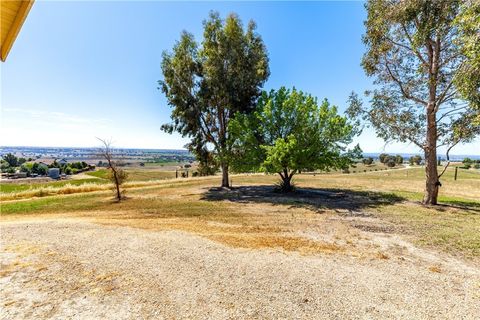 Tiny photo for 1876 Rancho Lomas Way, San Miguel, CA 93451 (MLS # NS26073940)