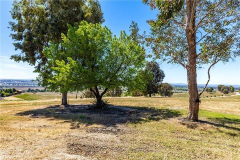 Tiny photo for 1876 Rancho Lomas Way, San Miguel, CA 93451 (MLS # NS26073940)