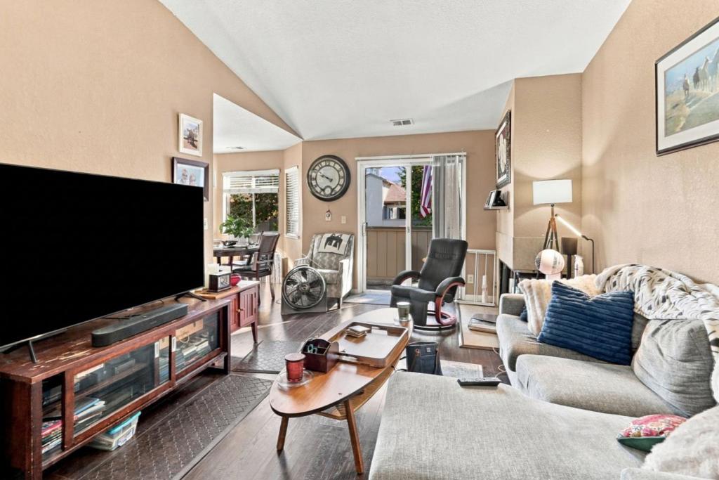 3486 Wine Barrel Way