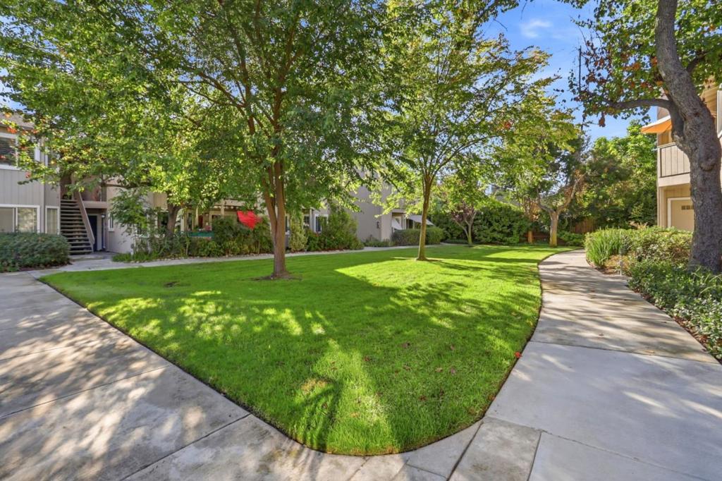 3486 Wine Barrel Way
