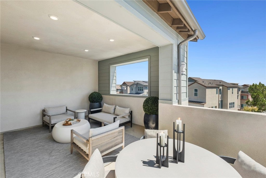 327 Baluster, Irvine CA 92618 - Photo 35