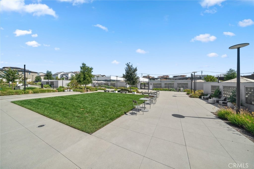 327 Baluster, Irvine CA 92618 - Photo 70