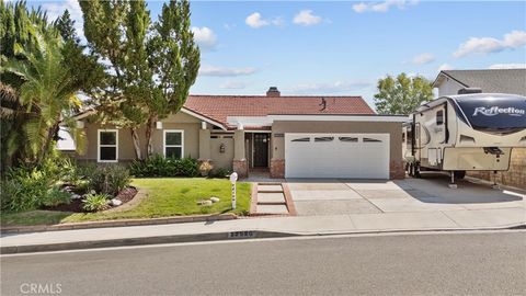 Photo of 22926 Frisca Drive, Valencia, CA 91354 (MLS # SR26104578)
