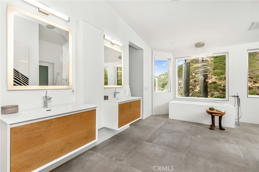 Temple Hills (TH) - Residential