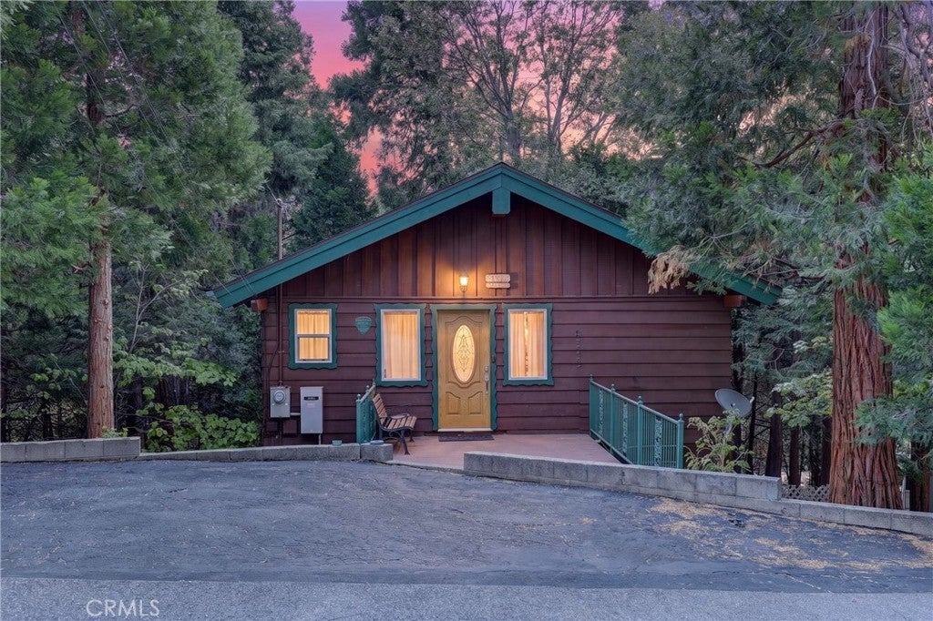 1147 Jungfrau Drive