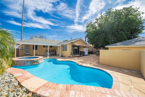 7463 Mason Ave Winnetka CA 91306