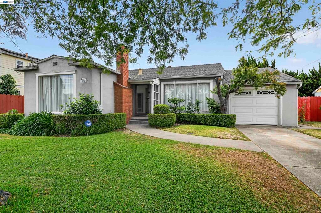 1282 Chapel Ave AVE, San Leandro CA 94579