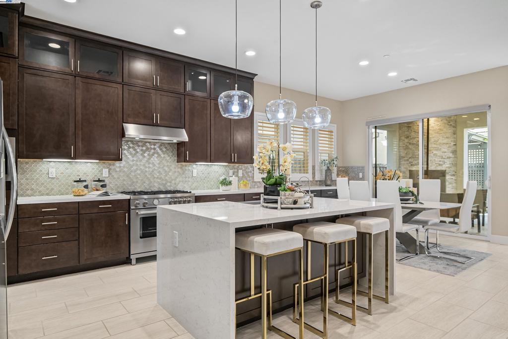 NEWARK - Residential