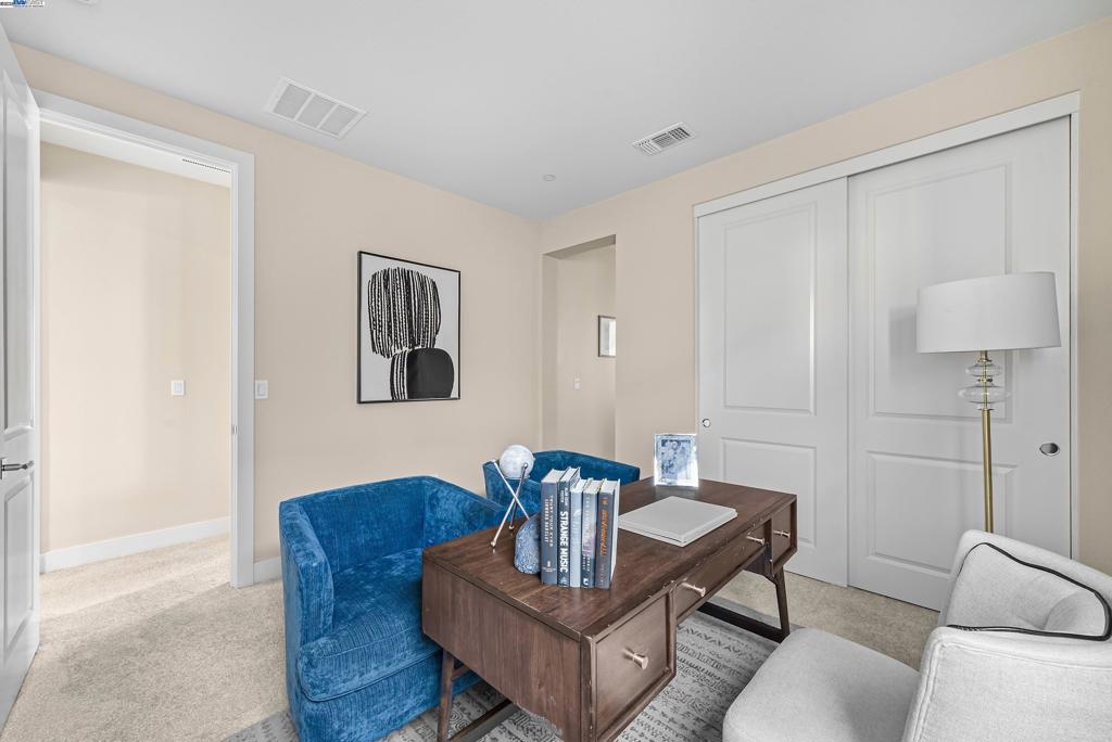 NEWARK - Residential