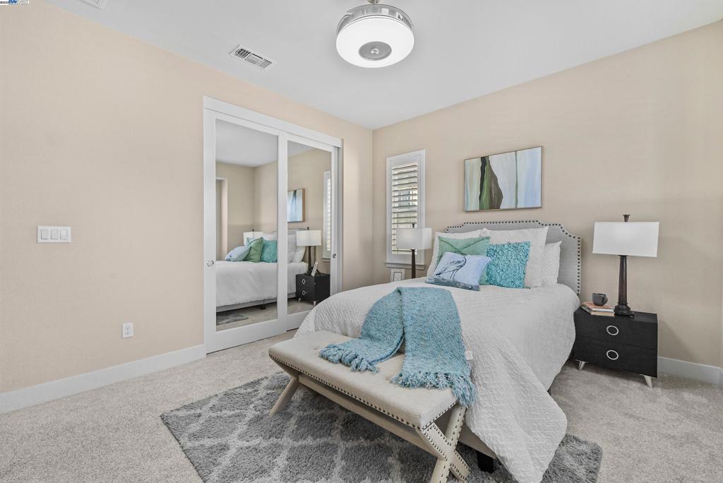 NEWARK - Residential