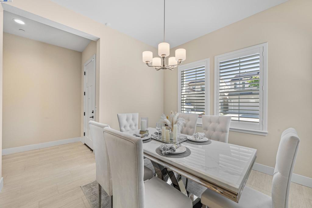 NEWARK - Residential