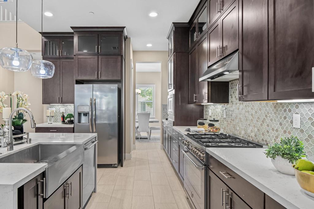 NEWARK - Residential