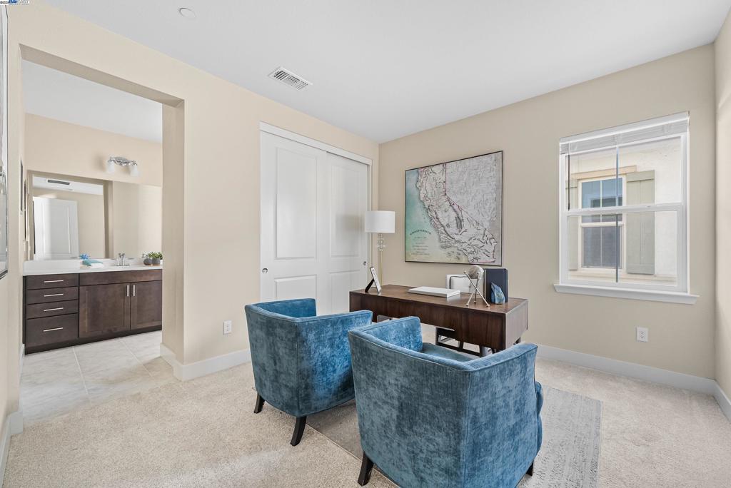 NEWARK - Residential