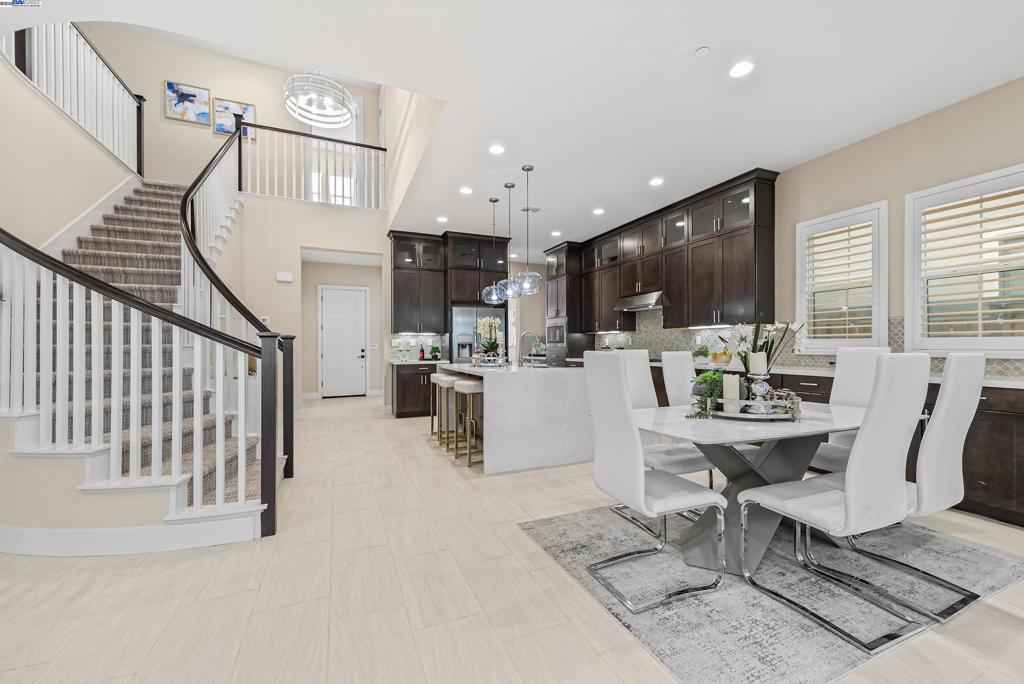 NEWARK - Residential