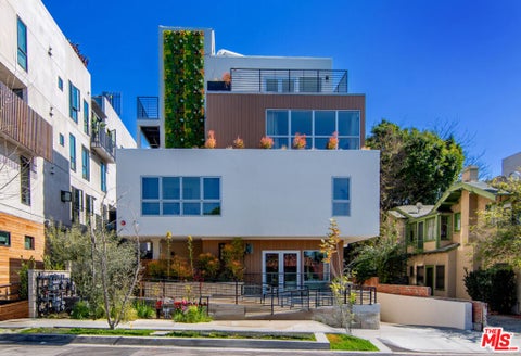 Photo of 1236 N Fairfax Avenue #8, West Hollywood, CA 90046 (MLS # 26942809)