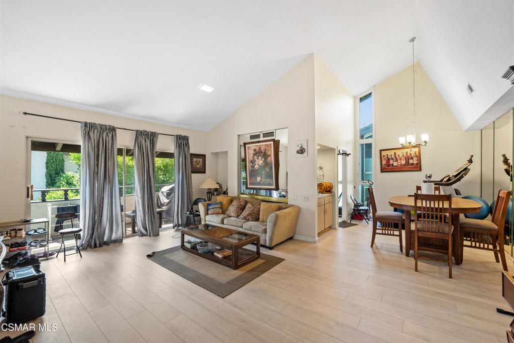 31552 Agoura Road 4