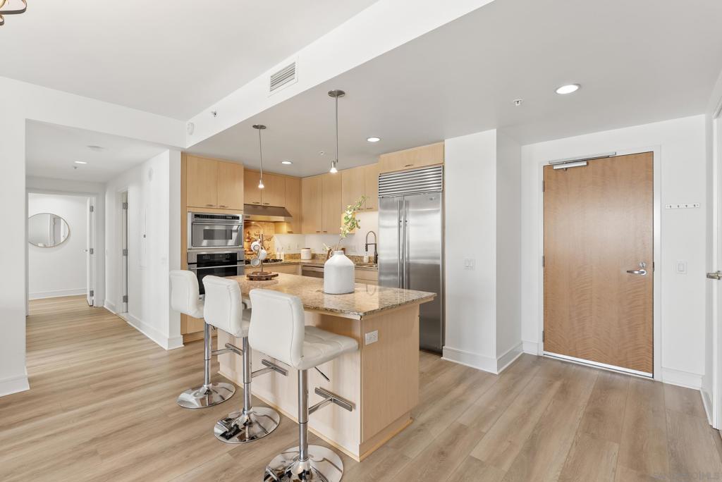 645 Front St 710