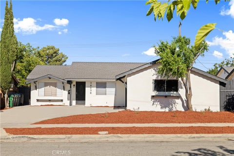 Photo of 38638 Carolside Avenue, Palmdale, CA 93550 (MLS # TR26088825)