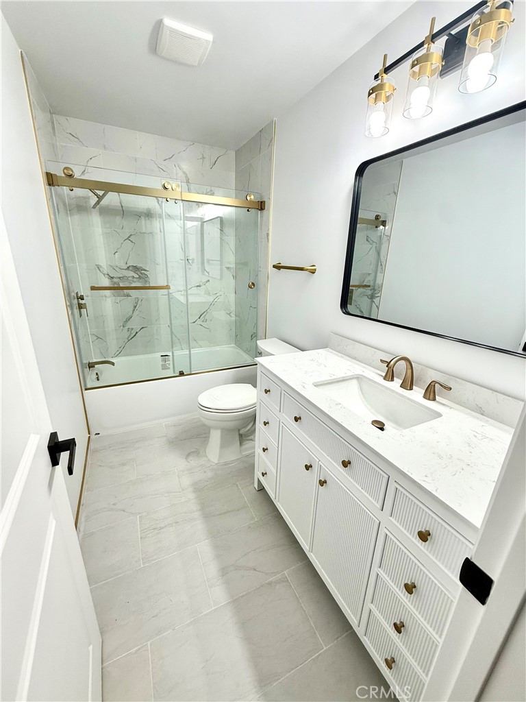 Moulton Parkway - Residential