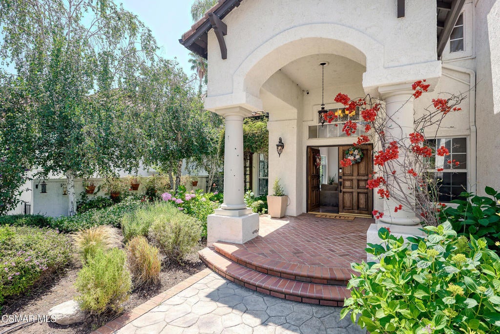 2554 Kirsten Lee Drive
