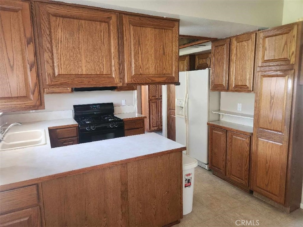 unknown - Residential Lease