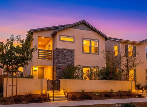 Photo of 138 Chorus, Irvine, CA 92618 (MLS # OC26051035)