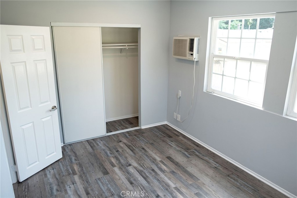 533 Sturtevant unit B b