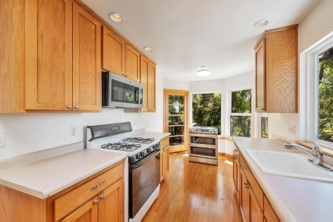 Tiny photo for 950 Oak Ridge Road, Los Gatos, CA 95033 (MLS # ML82054818)