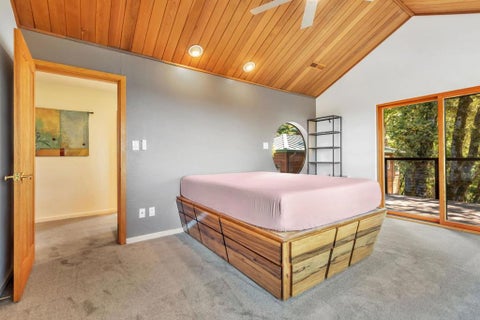 Tiny photo for 950 Oak Ridge Road, Los Gatos, CA 95033 (MLS # ML82054818)