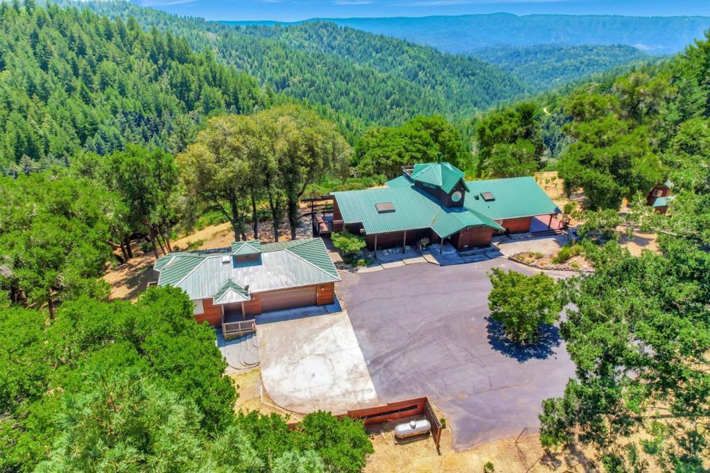 950 Oak Ridge Road