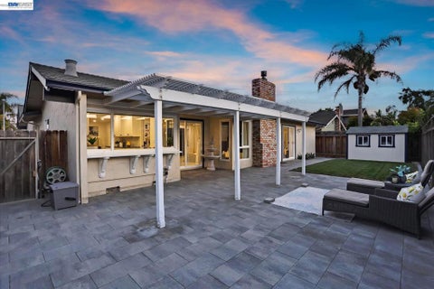 Tiny photo for 5261 Sussex Pl Pl, Newark, CA 94560 (MLS # 41146929)