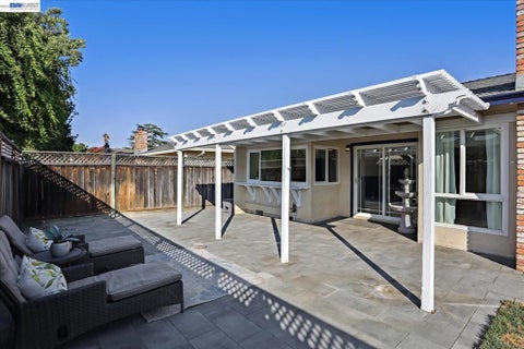 Tiny photo for 5261 Sussex Pl Pl, Newark, CA 94560 (MLS # 41146929)