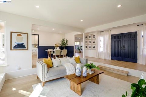 Tiny photo for 5261 Sussex Pl Pl, Newark, CA 94560 (MLS # 41146929)