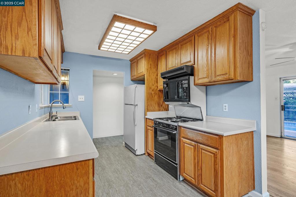 SUNSHINE ESTATES - Residential