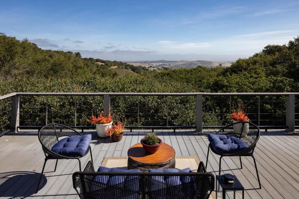 11827 Saddle Road