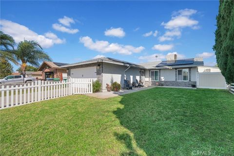 Photo of 14696 Carla Jean Dr Dr, Moreno Valley, CA 92553 (MLS # PW25233757) Photo of 14696 Carla Jean Dr Dr, Moreno Valley, CA 92553 (MLS # PW25233757)